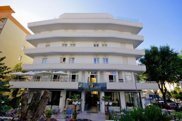 Hotel Aragosta Cattolica Exterior foto